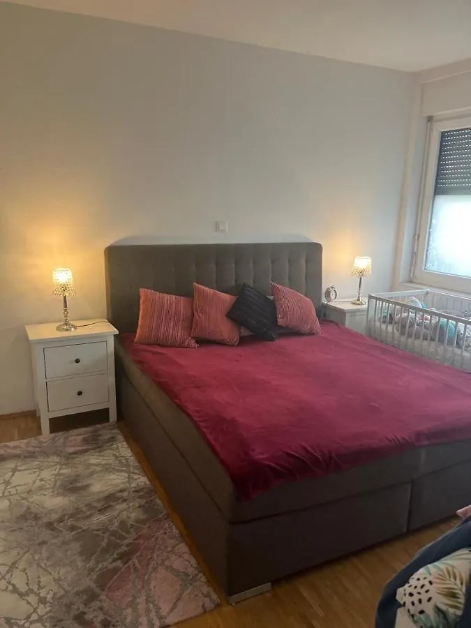 Mobilierte 5 Zimmer Wohnung Zur Vermieten Frankfurt am Main